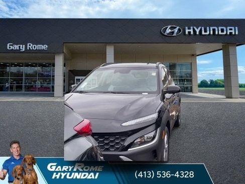 Certified 2023 Hyundai Kona SEL w/ Cargo Package AWD/4WD image 4