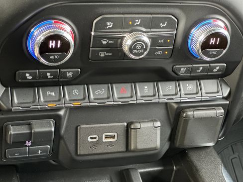 Used 2021 GMC Sierra 1500 Denali image 20