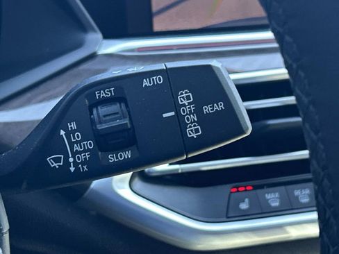 Used 2022 BMW X5 sDrive40i w/ Premium Package image 39