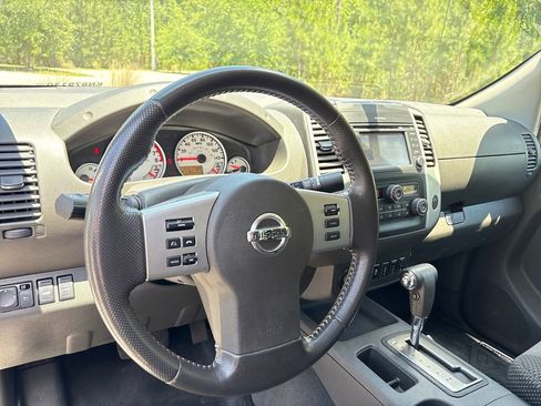 Used 2019 Nissan Frontier PRO-4X AWD/4WD image 6