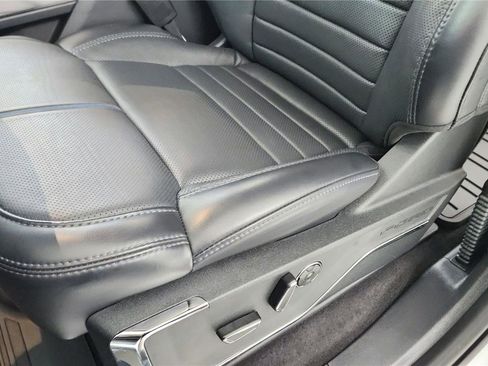 Used 2025 Ford F150 Platinum AWD/4WD image 11