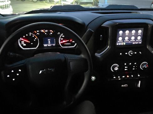 Used 2024 Chevrolet Silverado 1500 Custom Trail Boss w/ Midnight Edition AWD/4WD image 21