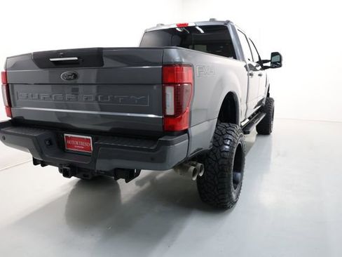 Used 2022 Ford F250 Lariat w/ Black Appearance Package image 70