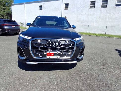 New 2025 Audi SQ7 Prestige image 3