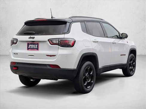Used 2023 Jeep Compass Trailhawk w/ Trailhawk Elite Group image 5