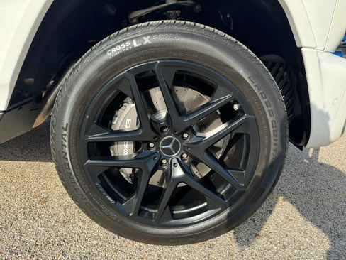 Used 2022 Mercedes-Benz G 63 AMG 4MATIC w/ Seat Comfort Package image 15