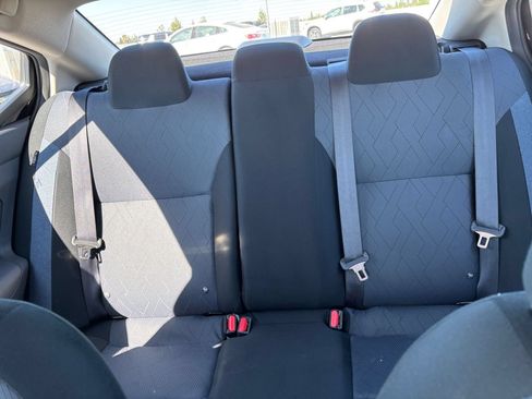 Used 2025 Nissan Versa SV FWD image 32