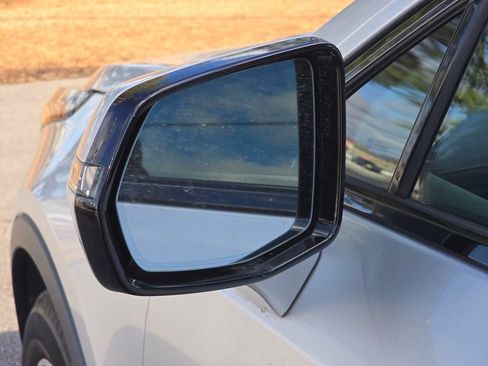 Used 2021 Cadillac XT4 Sport image 9