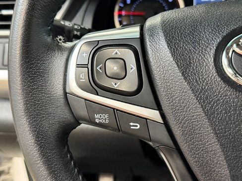 Used 2016 Toyota Camry SE image 29