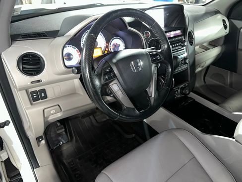 Used 2015 Honda Pilot Touring image 13