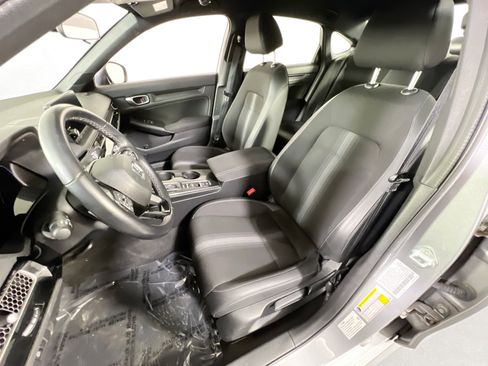 Used 2023 Honda Civic Sport image 19