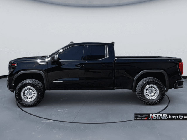 Used 2026 GMC Sierra 1500 Elevation AWD/4WD image 9