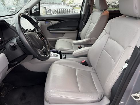 Used 2019 Honda Pilot Elite image 27