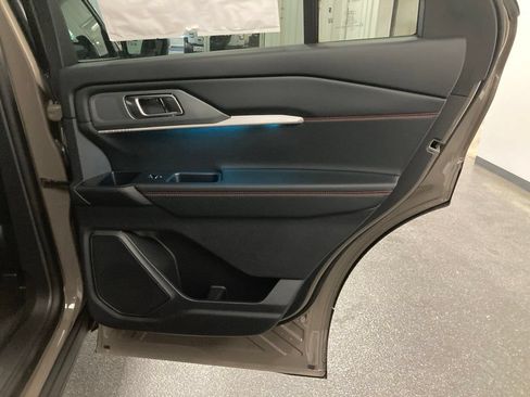 New 2026 Ford Explorer ST-Line w/ ST-Line Street Pack AWD/4WD image 40