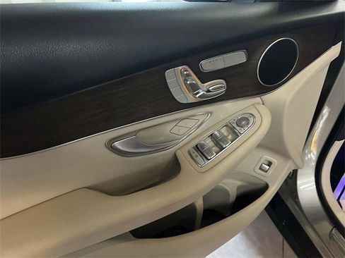 Certified 2022 Mercedes-Benz GLC 300 4MATIC image 15