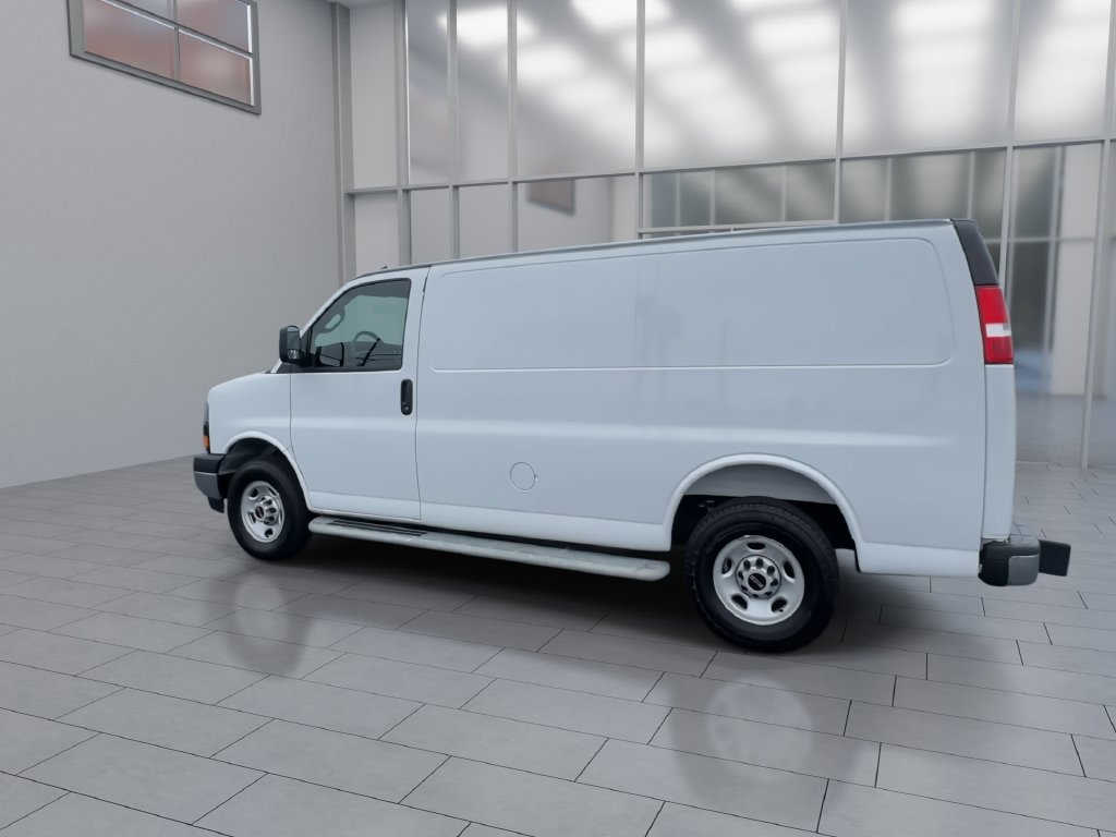 Used 2025 GMC Savana 2500 w/ Driver Convenience Package RWD image 5
