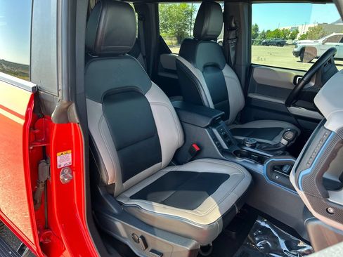 Used 2023 Ford Bronco Wildtrak AWD/4WD image 17