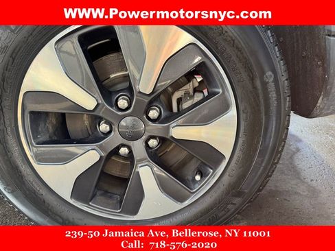 Used 2023 Jeep Grand Cherokee 4WD 4xe image 18