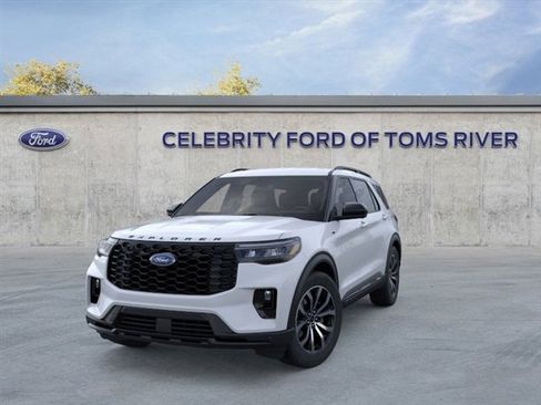 New 2026 Ford Explorer ST-Line image 2