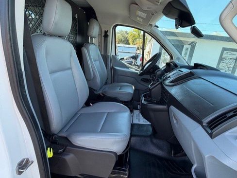 Used 2015 Ford Transit 250 130 Low Roof image 18