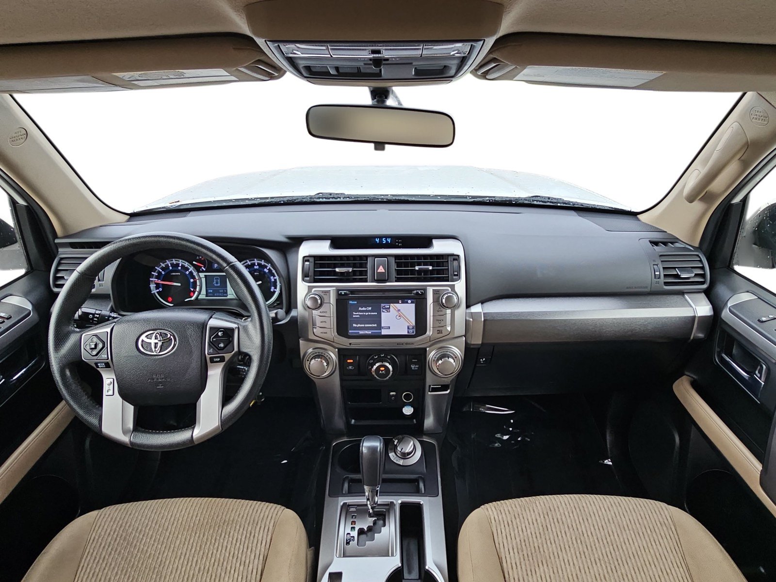 Used 2019 Toyota 4Runner SR5 AWD/4WD image 10