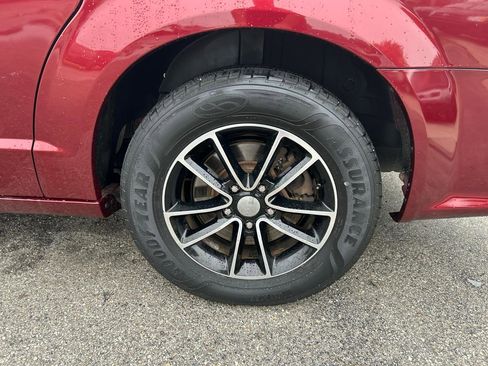 Used 2019 Dodge Grand Caravan GT FWD image 31