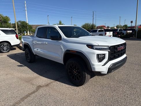 New 2026 GMC Canyon Elevation AWD/4WD image 3