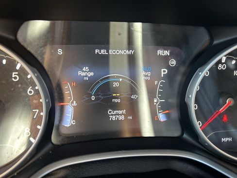 Used 2019 Jeep Compass Latitude w/ Popular Equipment Group AWD/4WD image 14