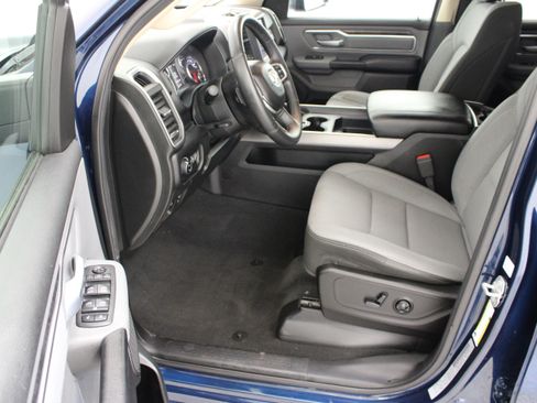 Used 2019 RAM 1500 Big Horn AWD/4WD image 16