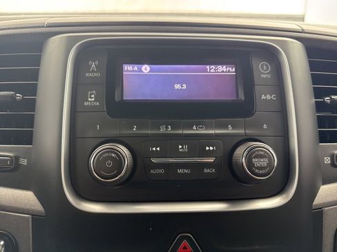 Used 2017 RAM 1500 ST w/ SXT Appearance Group AWD/4WD image 18