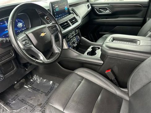 Used 2023 Chevrolet Suburban LT image 14