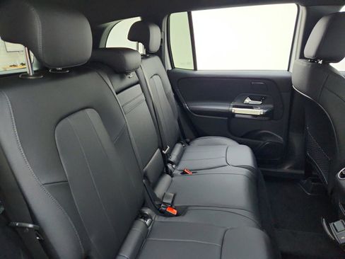 New 2026 Mercedes-Benz GLB 250 image 21