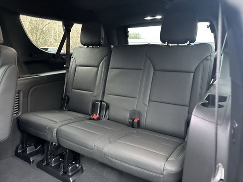 New 2026 Chevrolet Suburban LT w/ Comfort Package image 25
