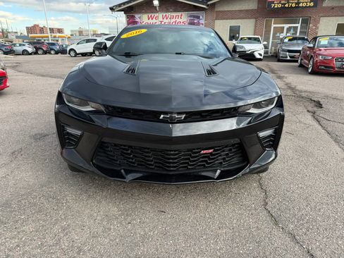 Used 2016 Chevrolet Camaro SS RWD image 3