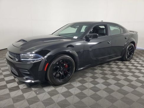 Used 2022 Dodge Charger SRT Hellcat w/ Carbon/Suede Interior Package RWD image 8
