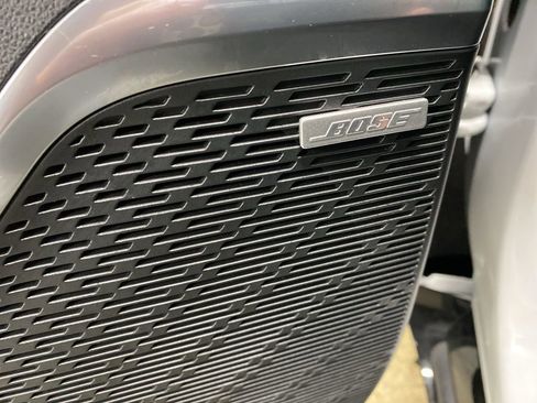 Certified 2025 Buick Enclave Sport Touring image 31