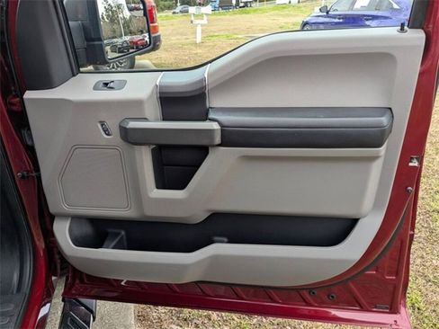 Used 2018 Ford F150 XLT w/ Equipment Group 302A Luxury image 38