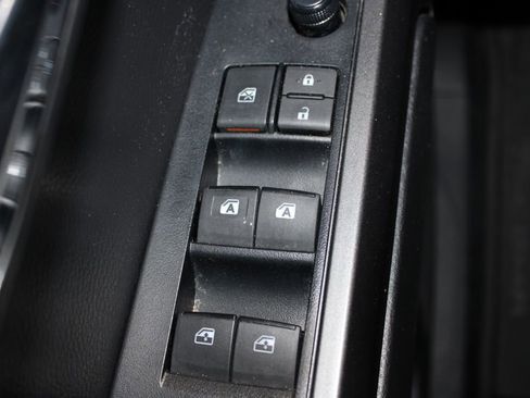 Used 2023 Toyota Tacoma TRD Off-Road w/ Technology Package AWD/4WD image 40