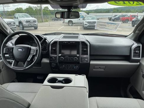 Used 2019 Ford F150 XLT w/ Equipment Group 302A Luxury AWD/4WD image 32