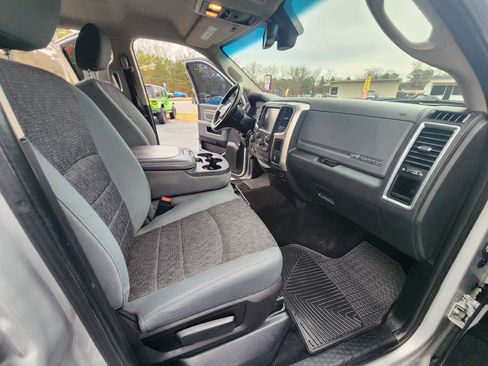 Used 2016 RAM 1500 Big Horn AWD/4WD image 10