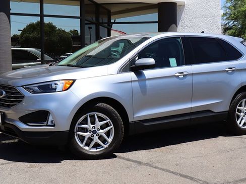 Used 2022 Ford Edge SEL w/ Convenience Package AWD/4WD image 3