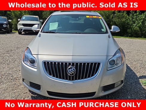 Used 2013 Buick Regal Premium FWD image 3