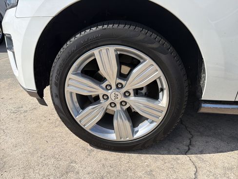 Used 2024 Ford Expedition Max King Ranch RWD image 9