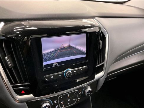 Used 2021 Chevrolet Traverse LT w/ LPO, Cargo Package AWD/4WD image 20