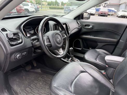 Used 2019 Jeep Compass Limited FWD image 10