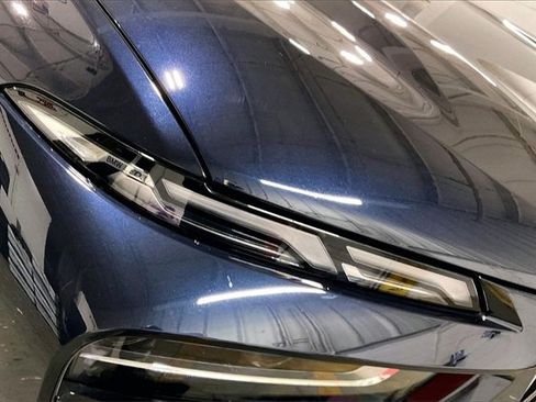 Used 2023 BMW X7 xDrive40i w/ Executive Package image 30