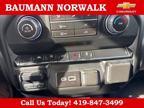 Used 2024 Chevrolet Silverado 1500 Custom w/ LPO, Dark Essentials Package AWD/4WD image 26