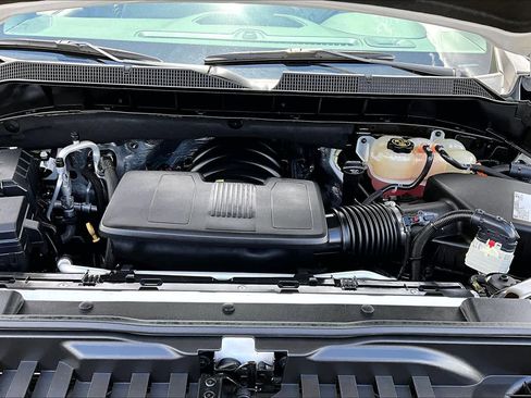 Used 2020 Chevrolet Silverado 1500 LTZ w/ LTZ Premium Package AWD/4WD image 31