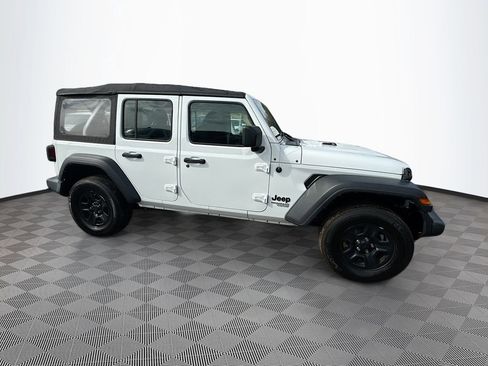 Used 2021 Jeep Wrangler Unlimited Sport image 5