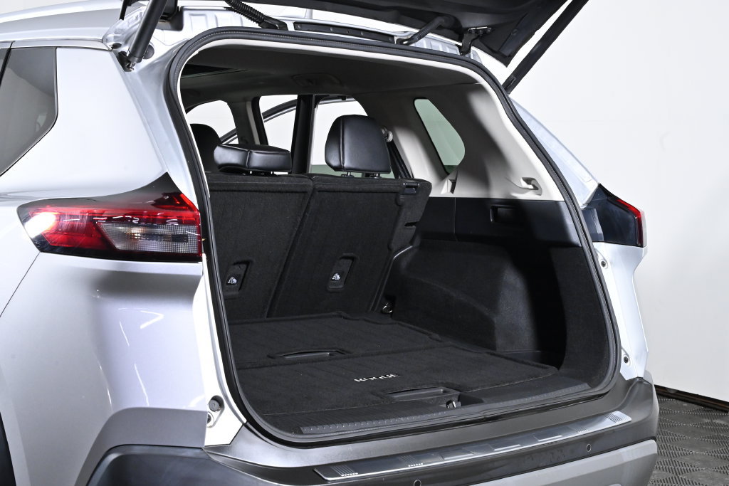 Used 2021 Nissan Rogue SL w/ Premium Package AWD/4WD image 37
